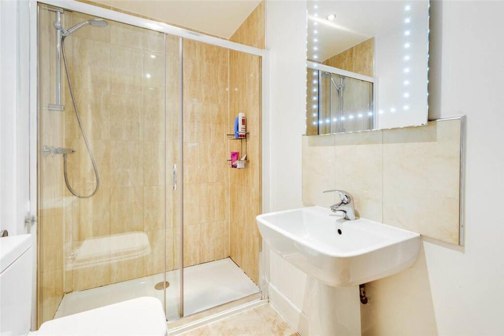 Fulham Serviced Apartment Londra Exterior foto