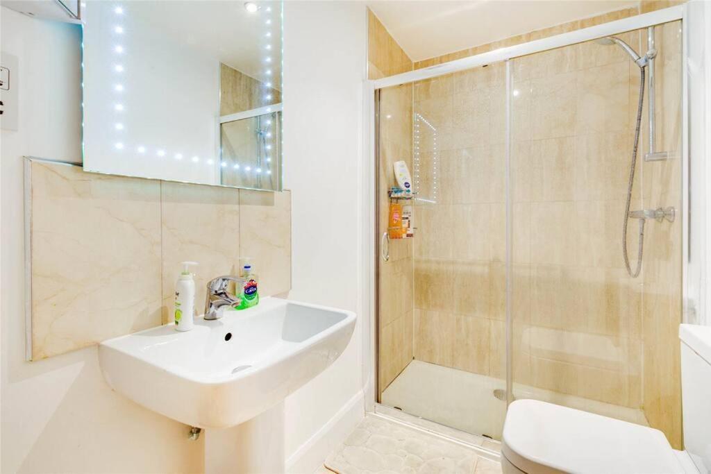 Fulham Serviced Apartment Londra Exterior foto